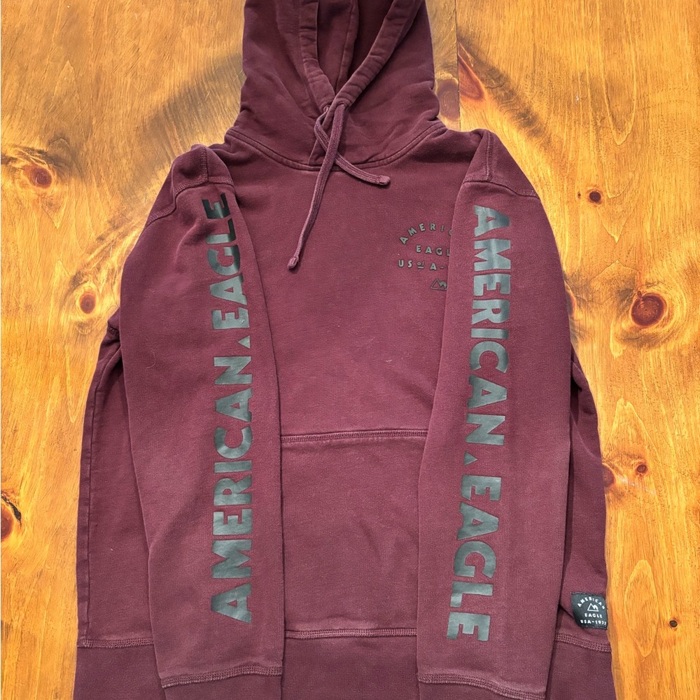 American Eagle Outfitters Red Sweatshirt Hoodie Men’s M